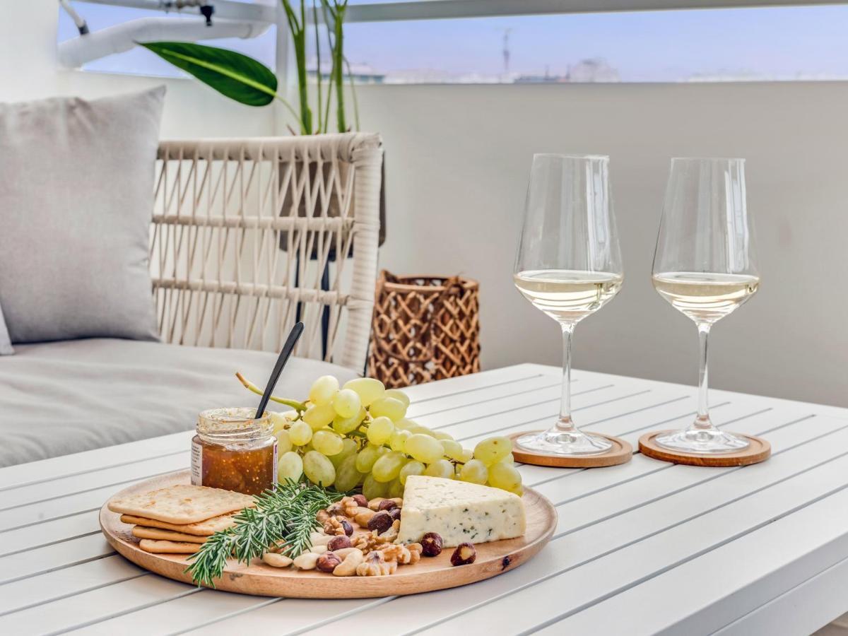 Sanders Coral Court Penthouse - Cute 3-Bedroom Apartment With Balcony Лимасол Екстериор снимка